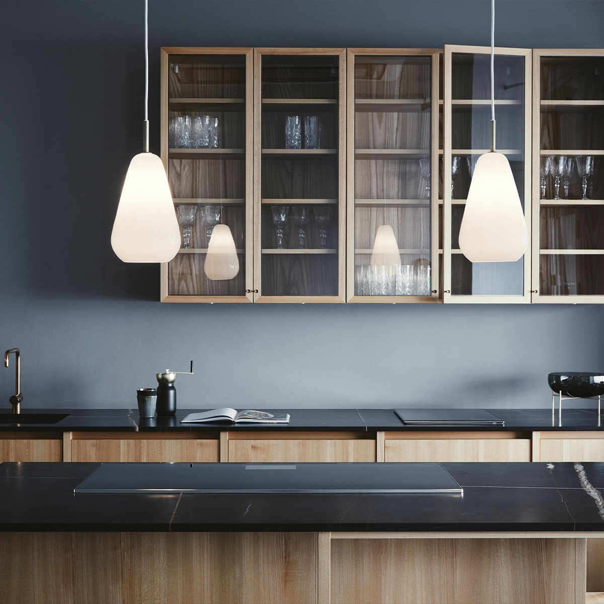 Anoli 1 Medium Pendelleuchte, Ø: 19 cm, Opalglas