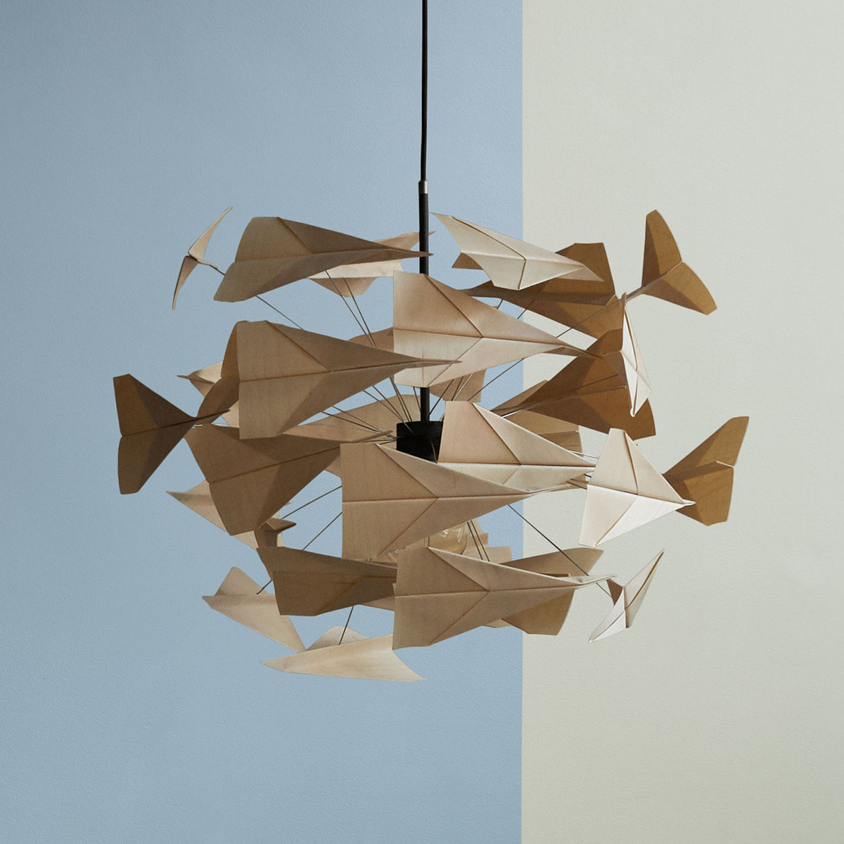 TR747 Pendelleuchte, Birke Natur, Ø: 80 cm, H: 60 cm TR747 Pendelleuchte, Birke Natur, Ø: 80 cm, H: 60 cm
