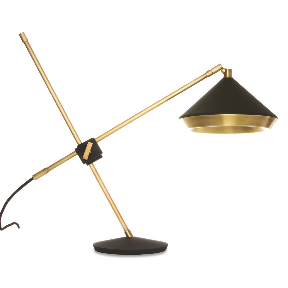 Luxusleuchten aus Großbritannien: Bert Frank Shear Tischlampe, H: 47 cm, Schwarz, Messing und Aluminium, exklusives britisches Design, gleichmäßige Beleuchtung, Shear-Serie mit geometrischem Luxusdesign Shear Tischleuchte, H: 47 cm, Schwarz, Messing- Ausstellungsstück