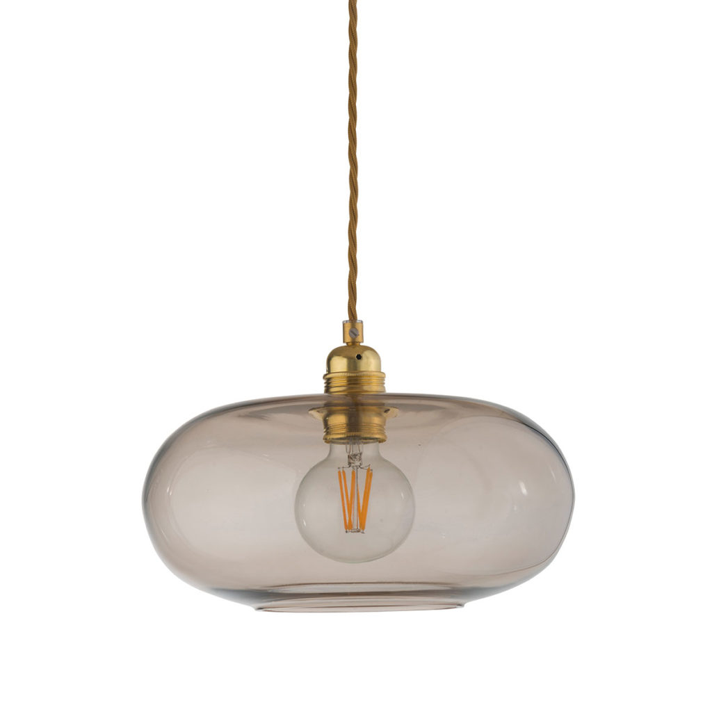 Ebb & Flow Horizon Pendelleuchte M Ø 29 cm Horizon Pendelleuchte M Ø 29 cm, Chestnut Brown, Gold Chestnut Brown Pendelleuchten – Ambiente Beleuchtung, nachhaltige Beleuchtung für Esszimmer Ebb & Flow Horizon Pendelleuchte M Ø 29 cm Horizon Pendelleuchte M Ø 29 cm, Chestnut Brown, Gold Chestnut Brown Pendelleuchten – Ambiente Beleuchtung, nachhaltige Beleuchtung für Esszimmer