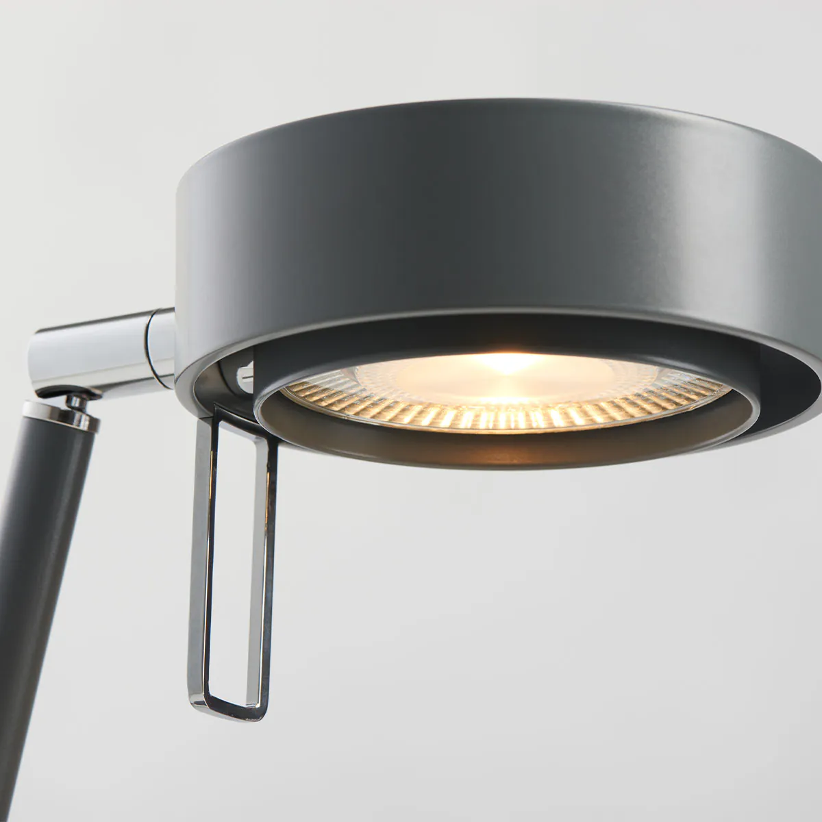 Pure 2 Stehleuchte, H: 122 cm, Basalt Grau matt