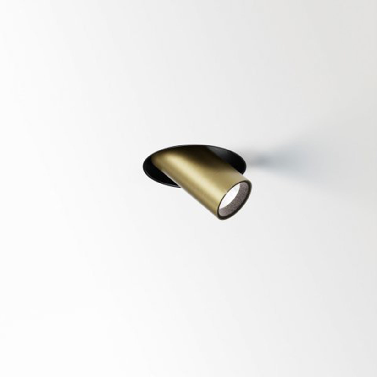 SPY 39 TRIMLESS 92720 Einbaustrahler, Ø: 8,2 cm, Gebürstetes Gold, Extra-Warmweiß 2700K, 20°