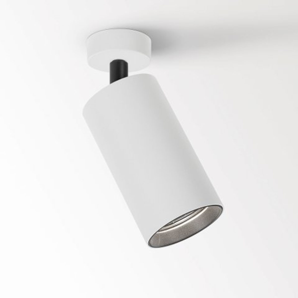 DeltaLight SPY 90 ON 1 92718 DIM1 Aufbaustrahler, Ø: 9 cm, L: 16,5 cm Weiß, Extra-Warmweiß 2700K, 18° Weiß Schwarz Modern & neutral – hochwertige für Küche schwenkbar & drehbar