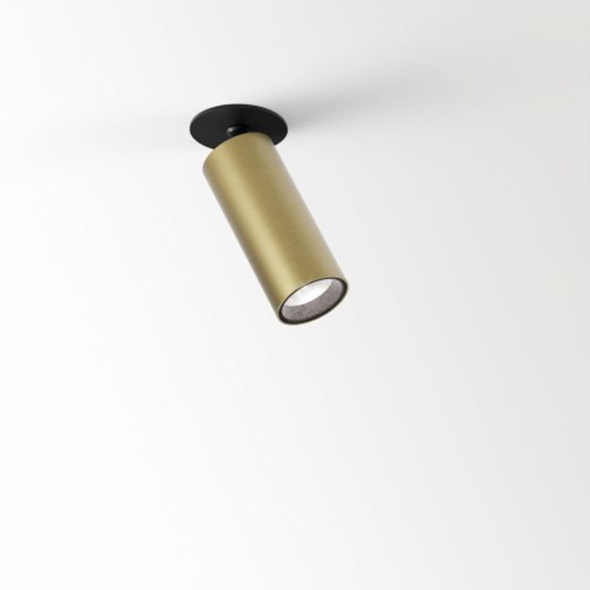 DeltaLight SPY 39 CLIP 92720 Einbaustrahler, Ø: 3,8 cm, L: 9,2 cm Gebürstetes Gold, Extra-Warmweiß 2700K, 20° Gold 2700K Modern & neutral – exklusive für Badezimmer, Abstrahlwinkel 20°