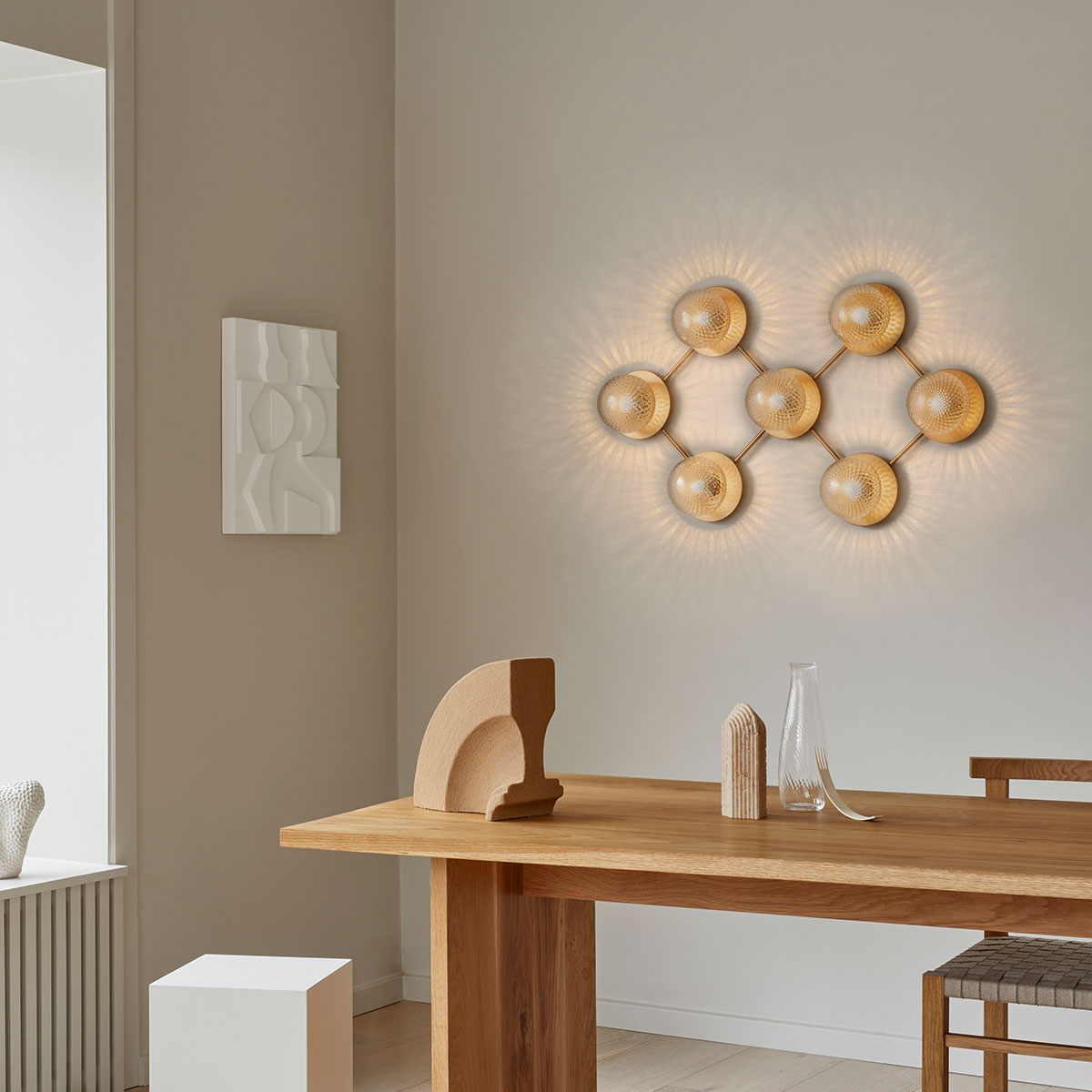 Liila 7 Wand- und Deckenleuchte, B: 94,5 cm, H: 55,5 cm, Gold Liila 7 Wand- und Deckenleuchte, B: 94,5 cm, H: 55,5 cm, Opalglas