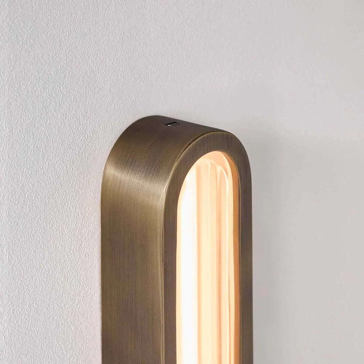 Original BTC AWH Wandleuchte, H: 42,9 cm, B: 8,2 cm Chrom