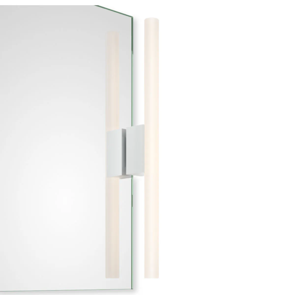 Stilvoller Spiegel mit Licht – Serie Omega 1 Spiegel Aufsteckleuchte Bad, H: 30/50 cm, B: 4,5 cm, Fassung ohne Leuchtmittel, Weiß matt von Decor Walther Stilvoller Spiegel mit Licht – Serie Omega 1 Spiegel Aufsteckleuchte Bad, H: 30/50 cm, B: 4,5 cm, Fassung ohne Leuchtmittel, Weiß matt von Decor Walther