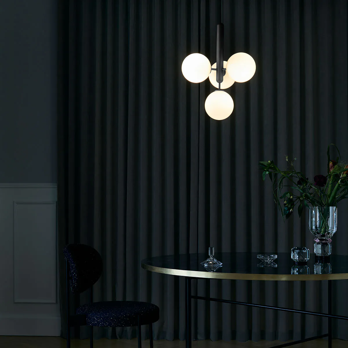 Miira 4 Pendelleuchte, Ø: 38 cm, Messing, Opalglas