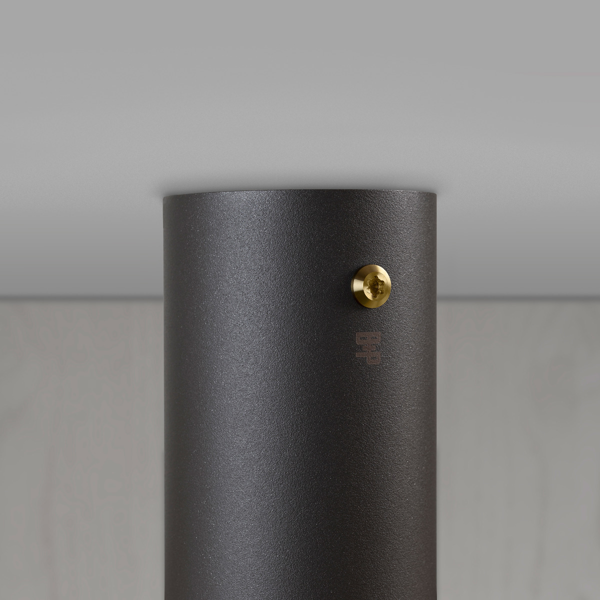 buster-punch-exhaust-surface-linear-graphite-brass-04 Buster + Punch Exhaust Surface Aufbaustrahler, Linear, Graphit, Messing