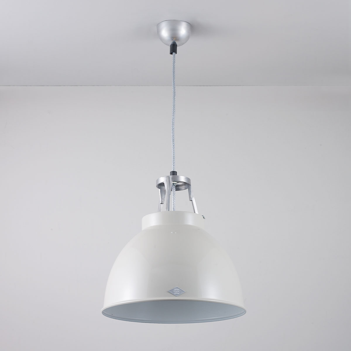 Titan Size 1 Pendelleuchte, Ø: 35,5 cm, Kittgrau, Innen Weiß