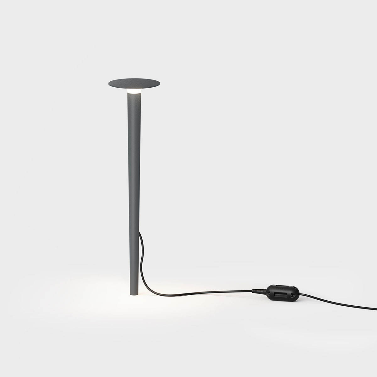 lix Spike Erdspießleuchte, Schuko Stecker, Ø: 15 cm, H: 85 cm, Anthrazit Stabförmige schmale außen Erdspießleuchte anthrazit