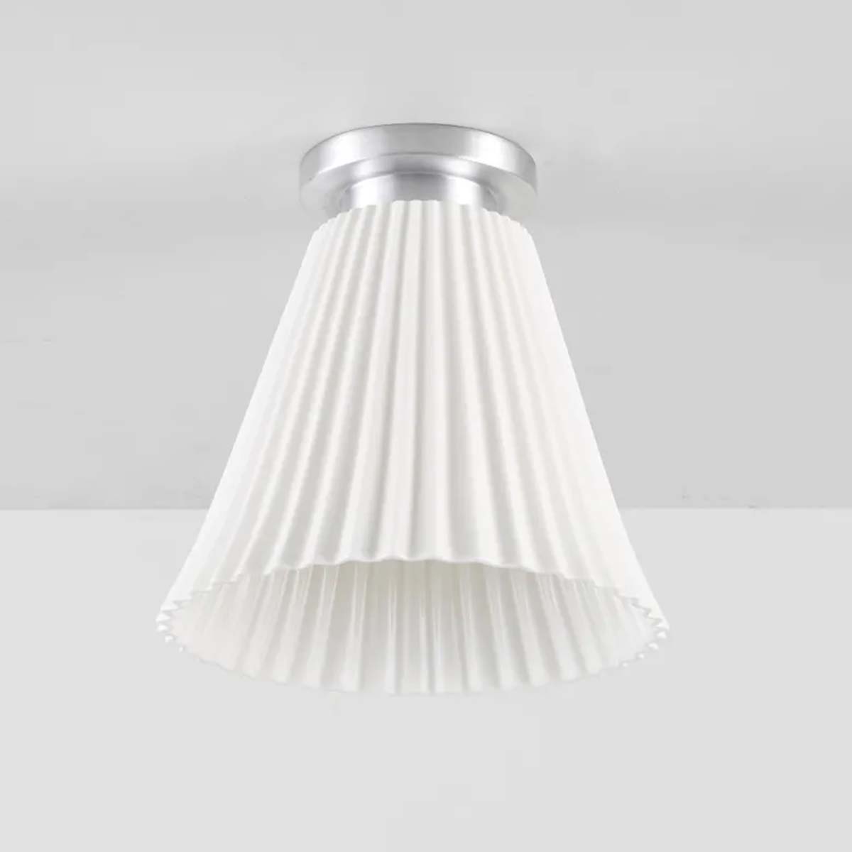 Hector Large Pleat Deckenleuchte, Aluminium gebürstet, Ø: 19 cm Hector Large Pleat Deckenleuchte, Aluminium gebürstet, Ø: 19 cm