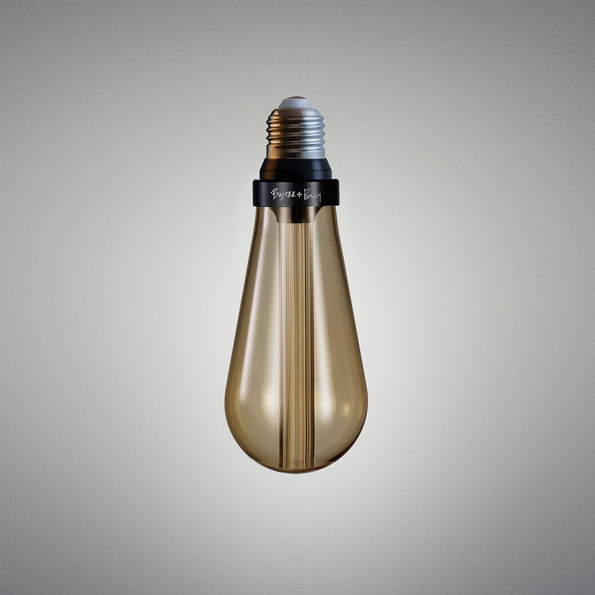 BusterPunch_Buster_Bulb_Gold_2 Buster + Punch Buster Bulb E27 Designer-LED-Leuchtmittel, Nicht dimmbar, Gold