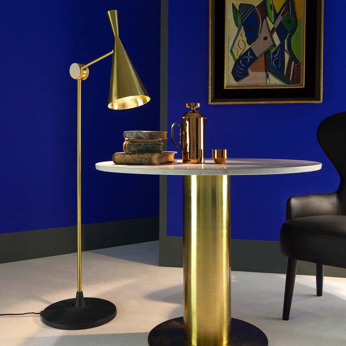 Tom Dixon Beat LED Stehleuchte, H: 157 cm, Schwarz Tom Dixon Unbeaten LED Stehleuchte, H: 157 cm, Aluminium