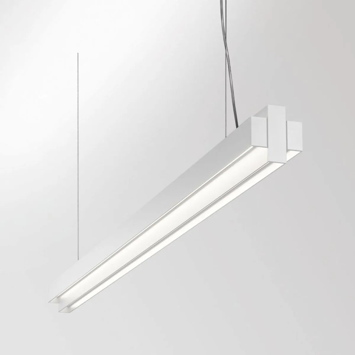 ONE-AND-ONLY P20 DOWN-UP 930 DIM5 Pendelleuchte, Weiß, DALI, L: 190,2 cm