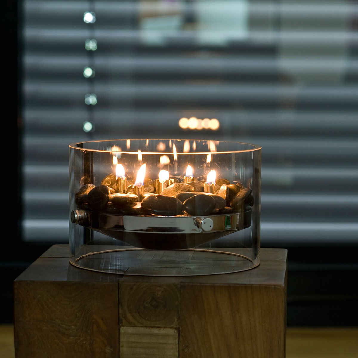 Fire Tischkamin, Glas, Stahl, Edelstahl, Flusssteine Fire Tischkamin, Glas, Stahl, Edelstahl, Flusssteine